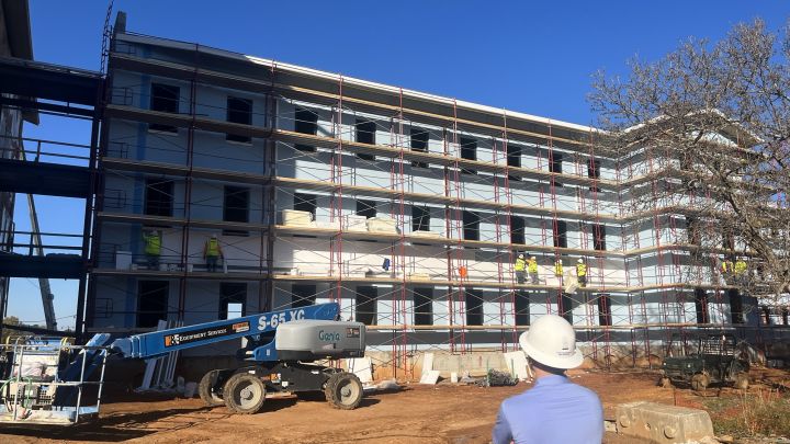 73D7C809-B7C5-4A74-A4D8-8DD8772B4703