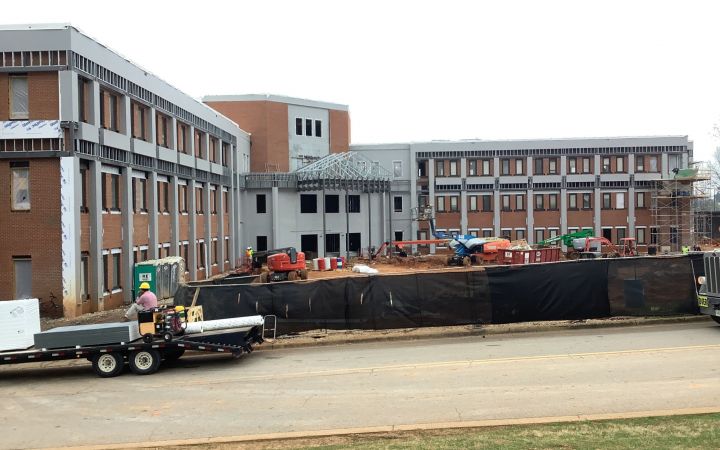 D5EDAB31-3552-454F-8CA3-8FCD061A1867