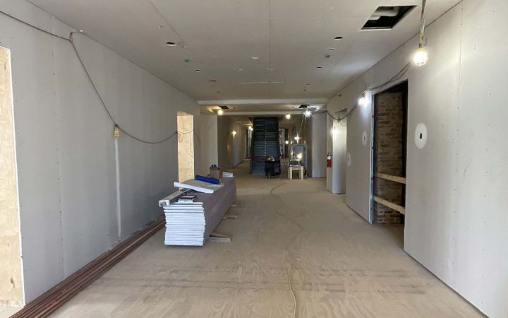 Central Pavilion Main Corridor (002)